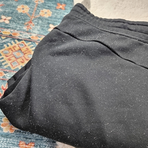 Under Armour Black Sweatpants XL - Picture 11 of 11